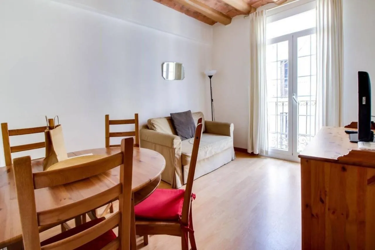 Apartmán Modern 2 Bedroom In Poble Sec 7 Minutes To Metro Barcelona